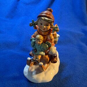 Hummel Christmas Delivery